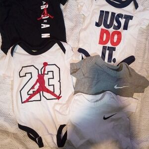 Nike Baby Onesies Set - Black, White, Gray, Red